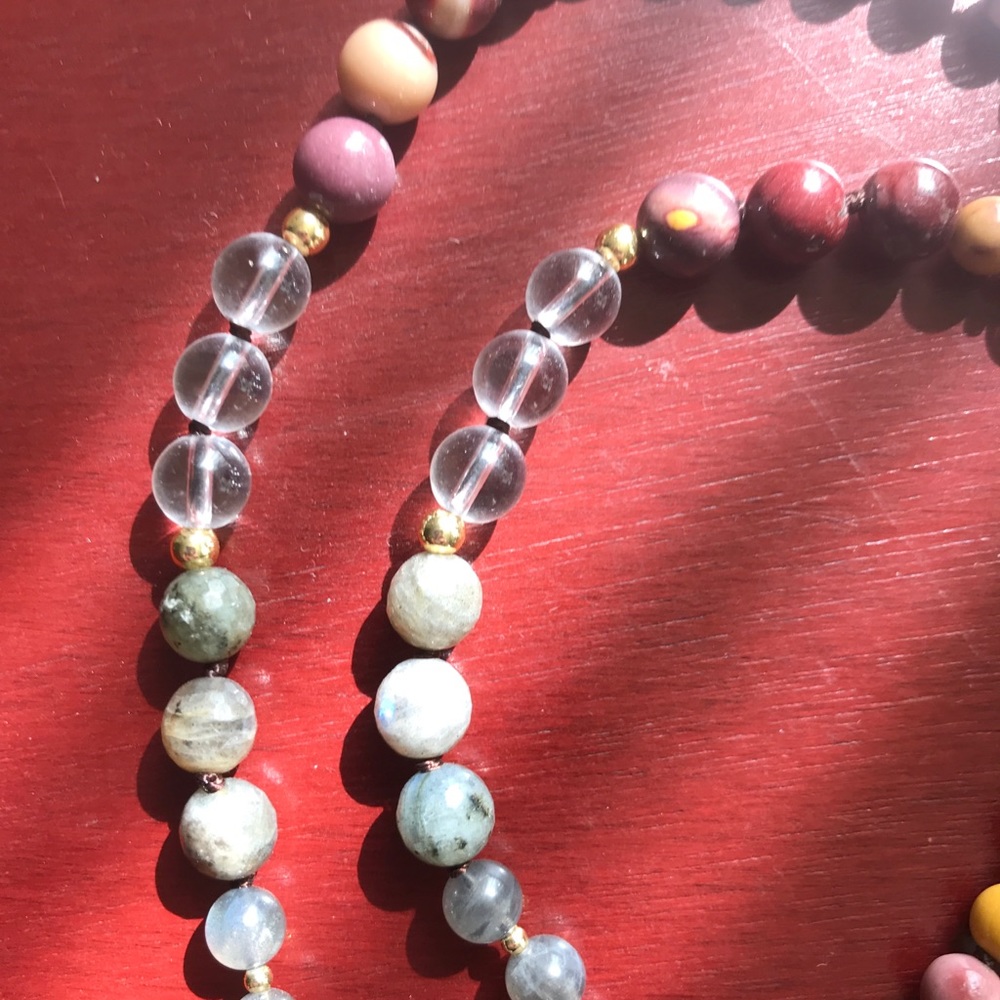 8mm Mala with Labradorite, smoky quarts, Mookaite - Picture 4 of 12